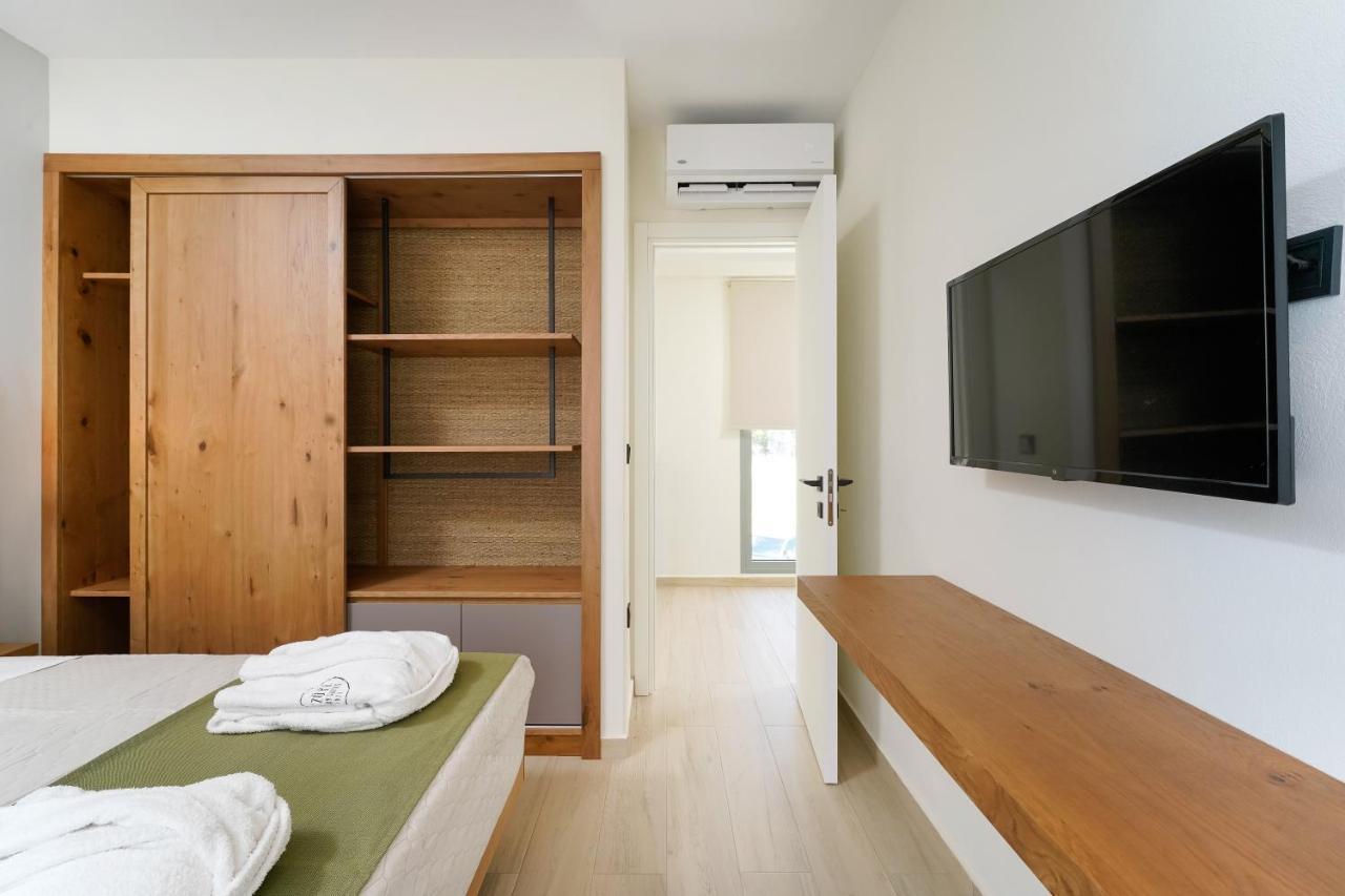 Azzure Luxury Suites بوتوس المظهر الخارجي الصورة