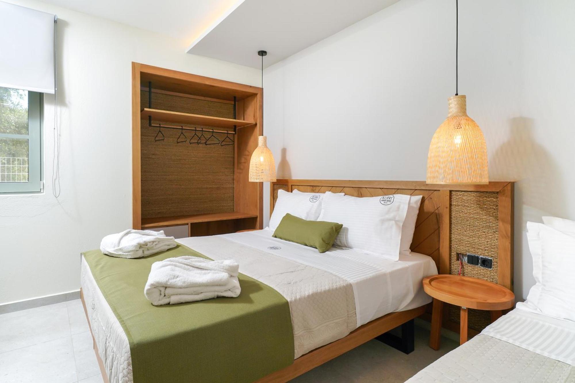 Azzure Luxury Suites بوتوس المظهر الخارجي الصورة