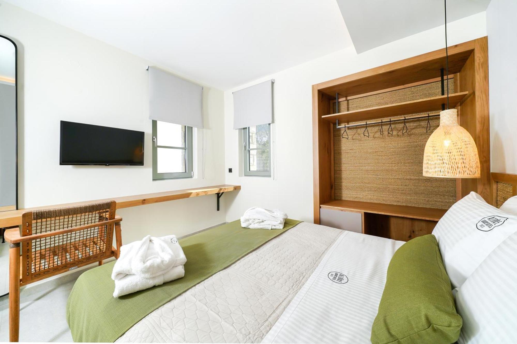 Azzure Luxury Suites بوتوس المظهر الخارجي الصورة