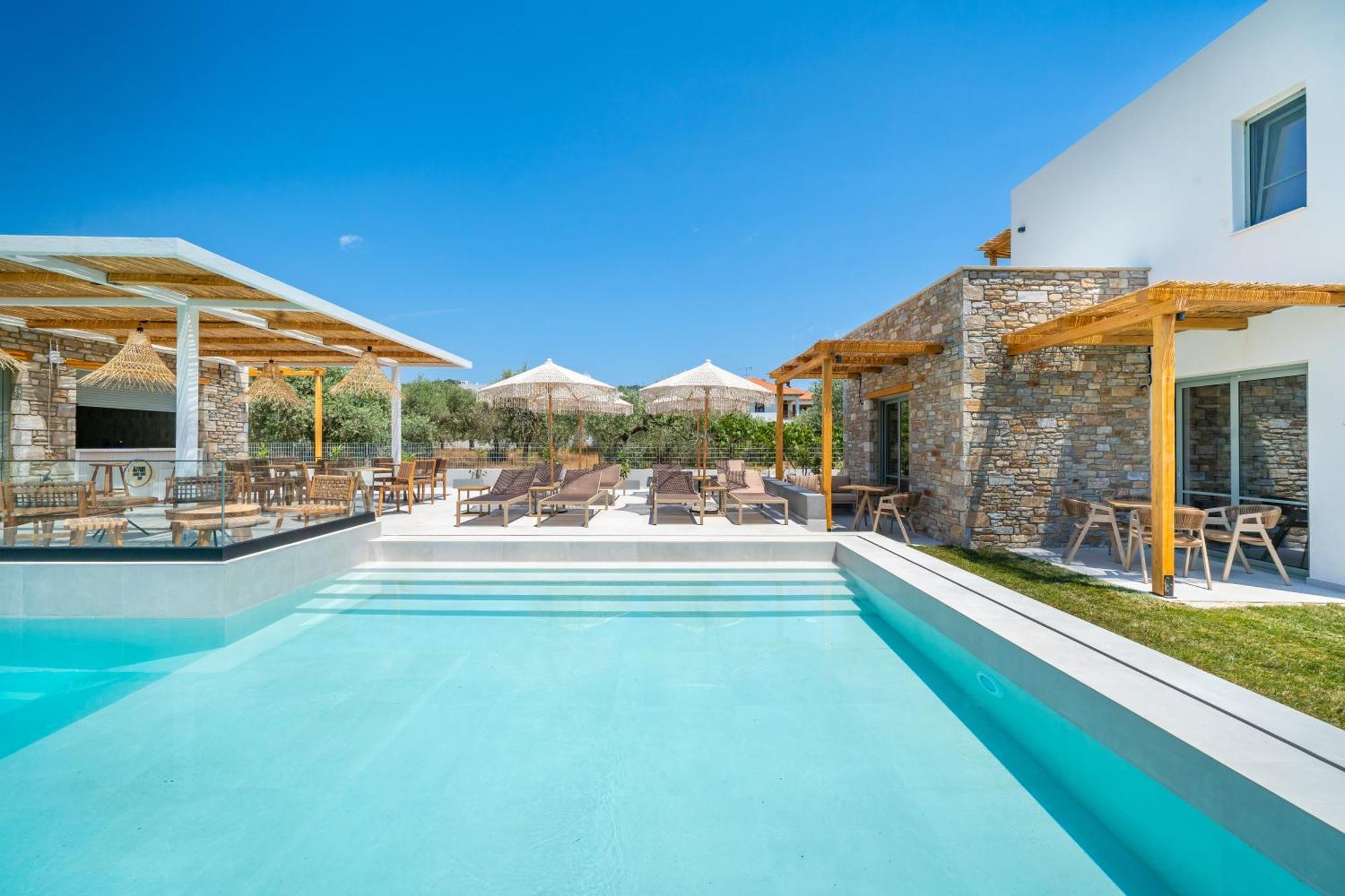 Azzure Luxury Suites بوتوس المظهر الخارجي الصورة